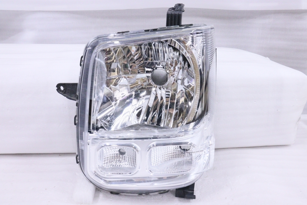 SALE，限定SALE 17-1559 ハロゲン DA17V エブリィバン 左ヘッドライト LE14C6327 メッキ 純正 スズキ UK(ヘッドライト)｜売買されたオークション情報、yahooの商品情報をアーカイブ公開 - オークファン スズキ用
