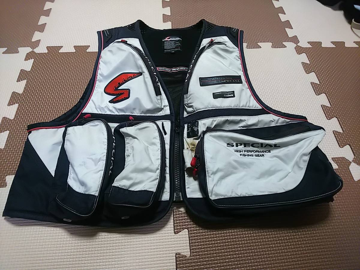 Daiwa ダイワ スペシャル鮎ベスト アユ用衣料品 売買されたオークション情報 Yahooの商品情報をアーカイブ公開 オークファン Aucfan Com
