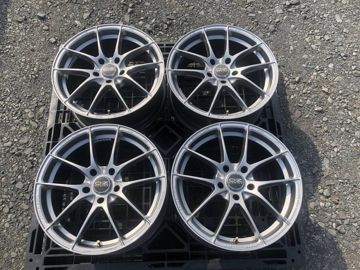売り切り！美品！！OZ RACING LEGGERA HLT 17インチ 7.5J PCD114.3 BBS 