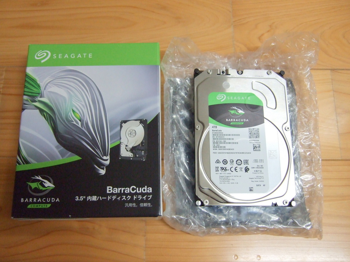 Seagate 4TB HDD（ハードディスク） ST4000DM004-2CV104 ①