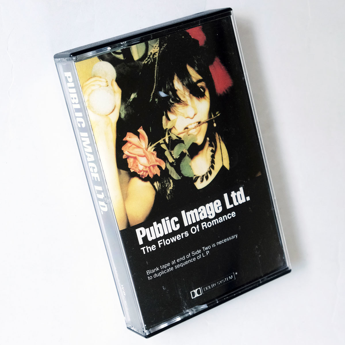 【爆買い，品質保証】 US版カセットテープ Public Image Ltd. The Flowers of Romance/PIL/パブリック イメージ リミテッド/Sex Pistols/セックスピストルズ(パンク)｜売買されたオークション情報、yahooの商品情報をアーカイブ公開 パンク