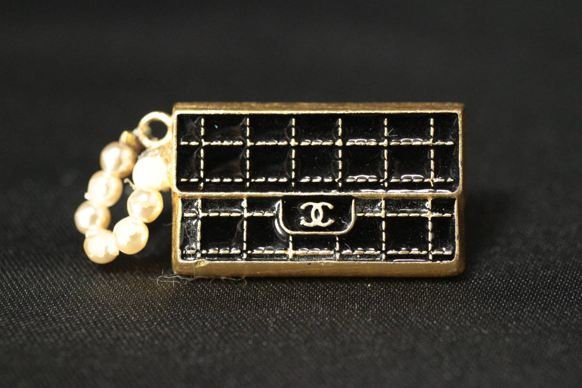 CHANEL シャネル ピンブローチ ココマーク - ゴールド フェイクパール