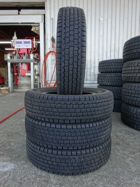 145/80R12 80/78N ブリヂストン W300 中古スタッドレス4本（030806）