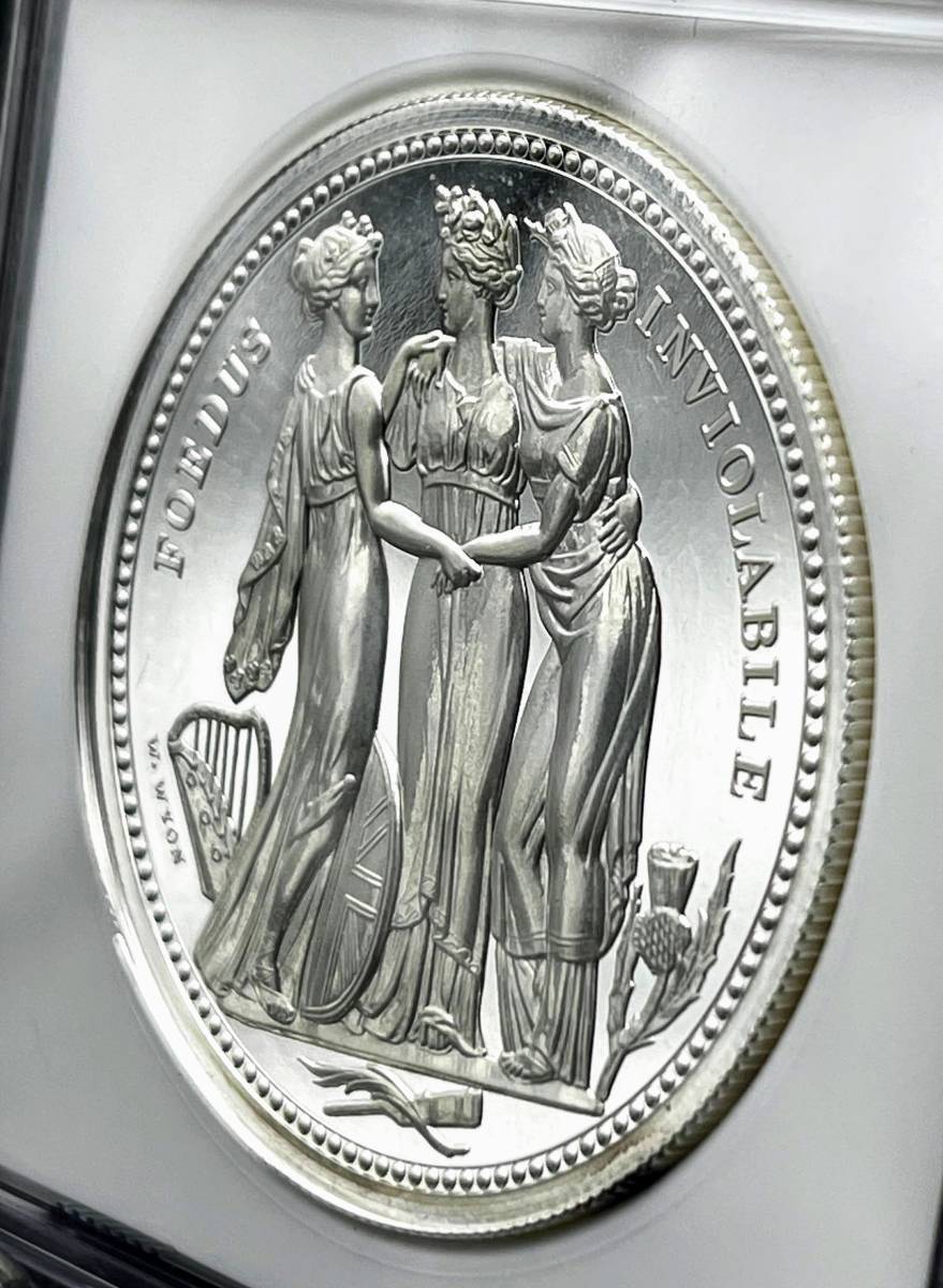 イギリス 2020 エリザベス2世 5ポンド2オンス 銀貨 NGC PF 69 【最高