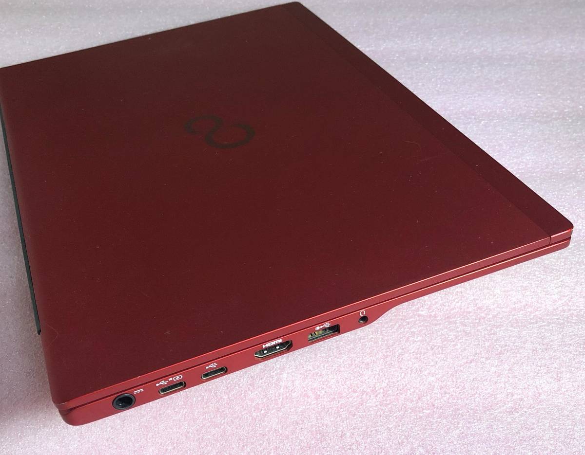 富士通 LIFEBOOK UH75/C3 Core-i5 8265Uプロセッサー 4GB SSD256GB