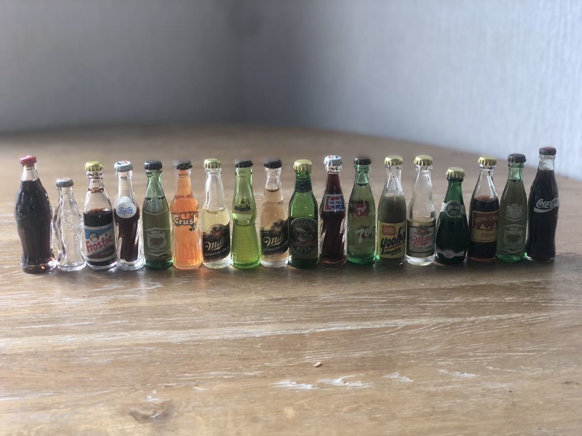 ヴィンテージ ガラス ミニチュアボトル 瓶 18本 コカコーラ ペプシ 7up