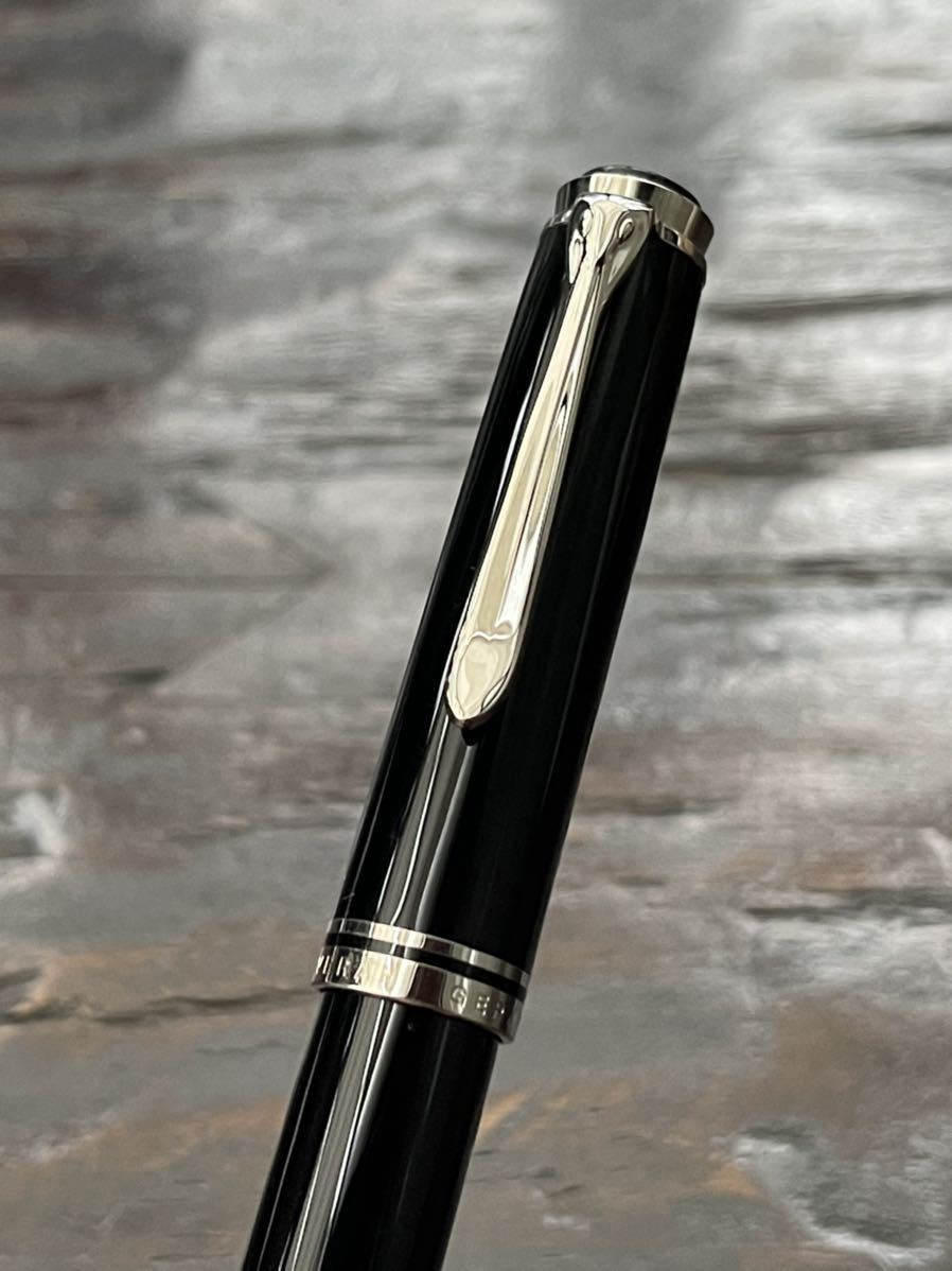 M800 ペリカン PF刻印 雛2羽 （ペリカン万年筆 スーべレーン） 文房具