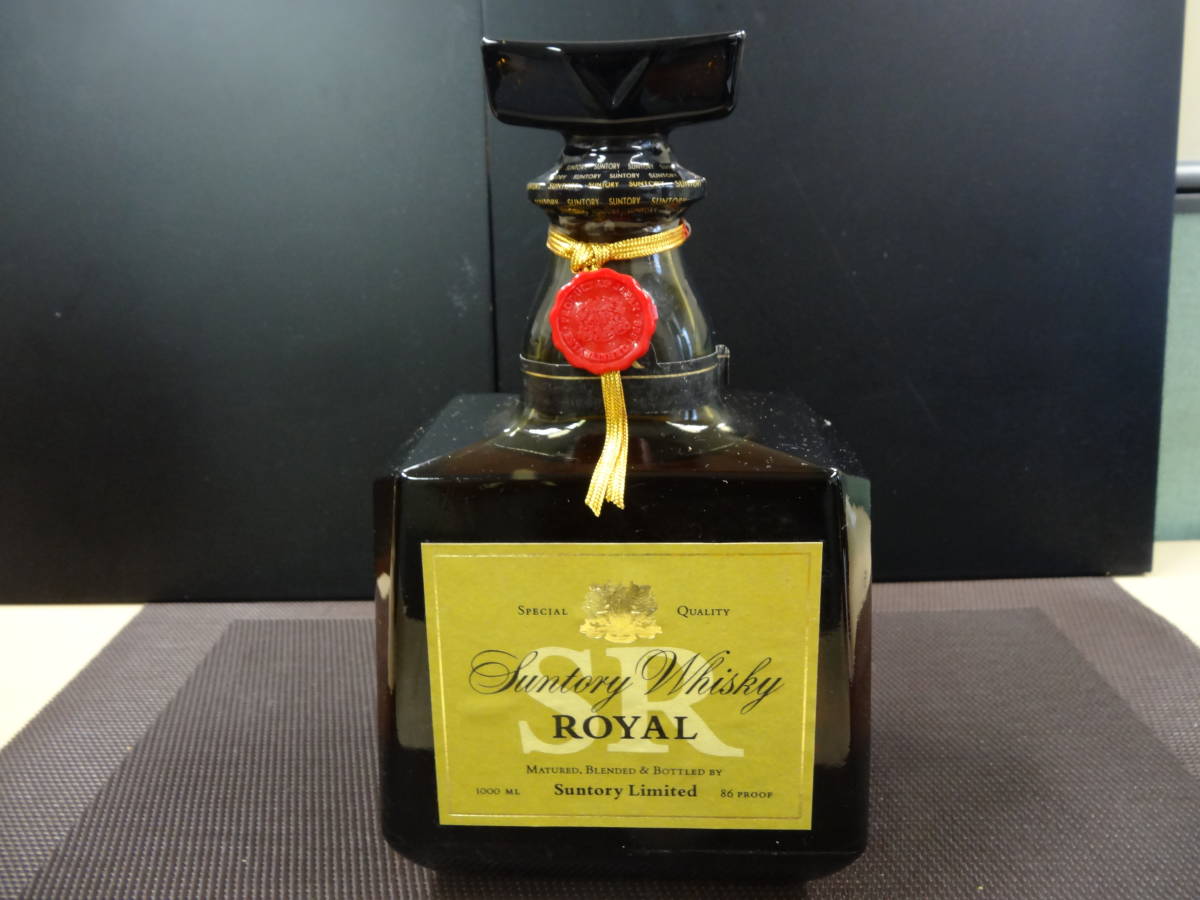 同梱OK！ SUNTORY ROYAL クイーンサイズ サントリー ローヤル 1000ml