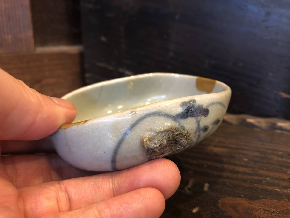 初期伊万里 古伊万里 溪陶片 古美術 肥前陶磁 残欠 - 梅文瓶子陶