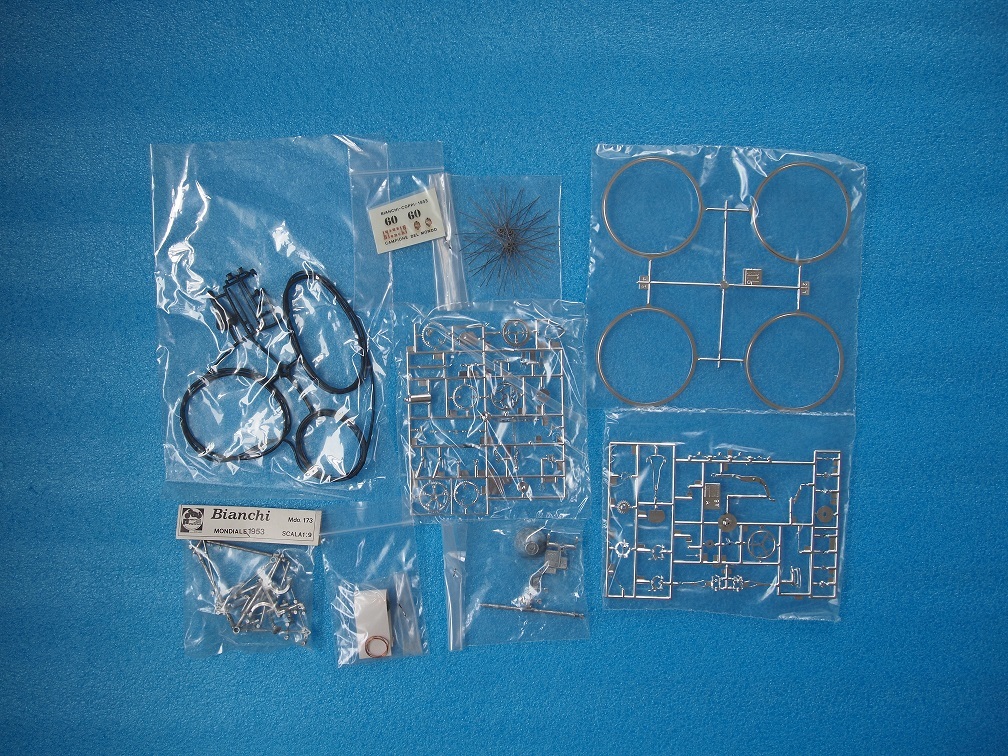 PROTAR（プロター社）1/9 Bianchi(ビアンキ）美品(オートバイ)｜売買