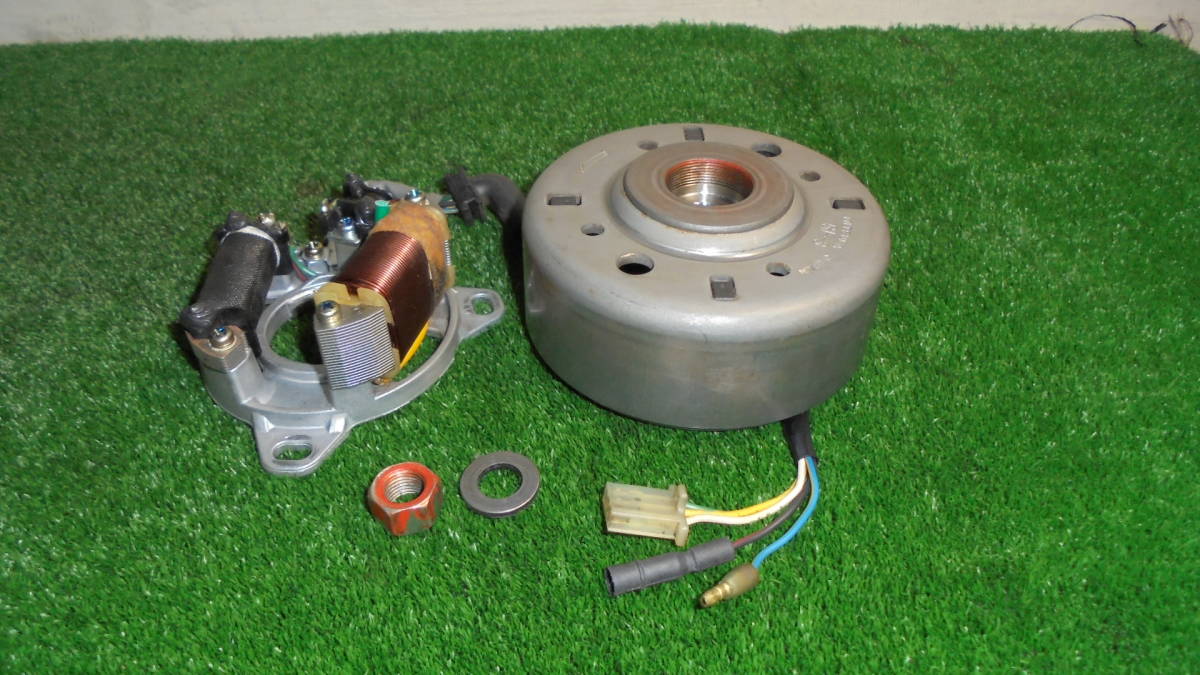 当時物 純正 GPZ750 ターボ ガソリンタンク 0005 検) ZX750E GPZ750F