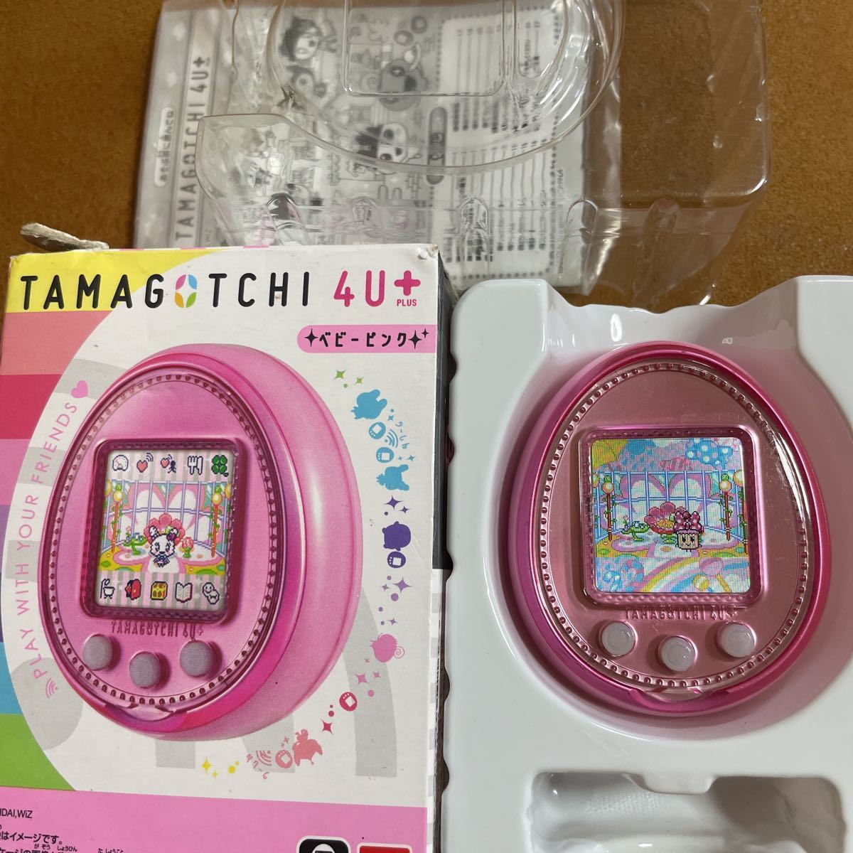 たまごっち たまごっち4u＋ tamagotchi ベビーピンク 【公式通販】