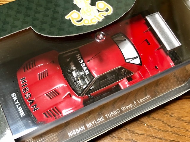 EBBRO 43300 1:43 NISSAN SKYLINE GT-R R34 V-SPEC II N1 2001 DIE