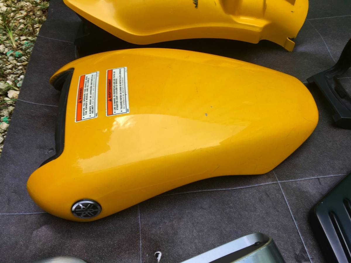 送料無料】ヤマハ VMAX1200 初期型純正外装セット イエロー タンク