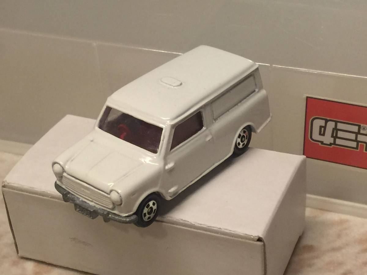 トミカ ミニクーパー BLMC 日本製 ミニクーパーSマークIII
