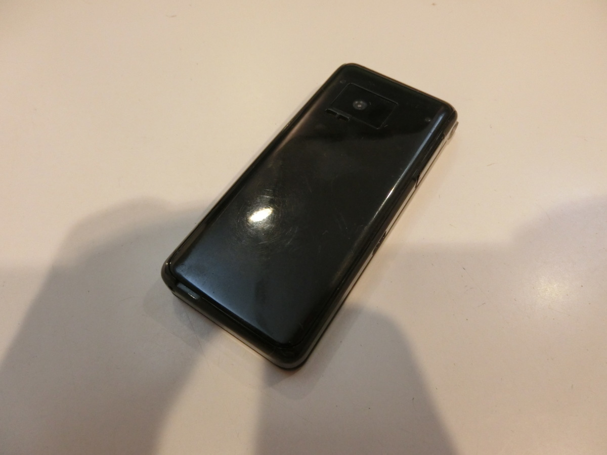 SIMフリー☆docomo ○判定 P-01J ブラック 中古品☆_2