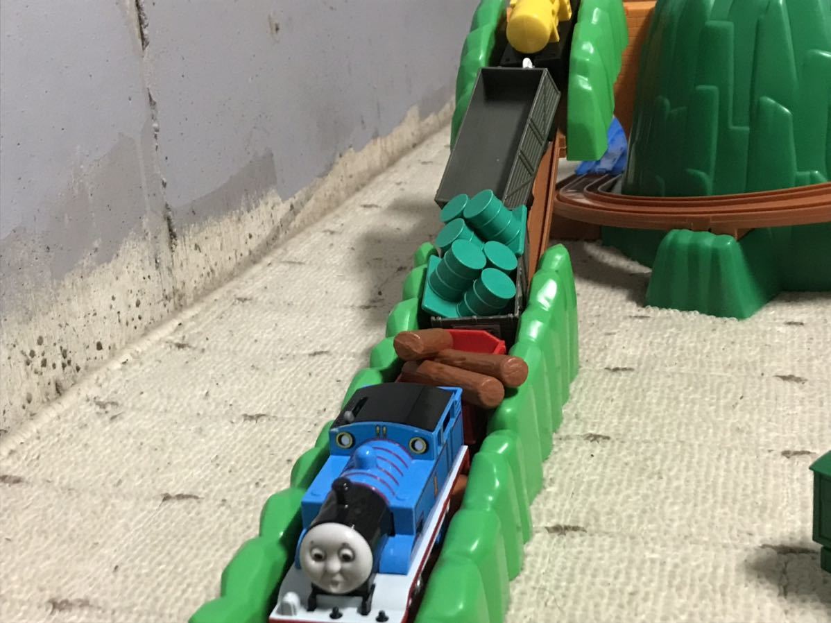 1円スタート　プラレール トーマス　おしゃべり　どきどきマウンテン　ヒロ　伝説の英雄　パッチワーク　ゴードン　限定品　大量セット プラレール きかんしゃトーマス 全高約 がたがた! ビューン がたがたビューン！どきどきマウンテンDX｜徹底