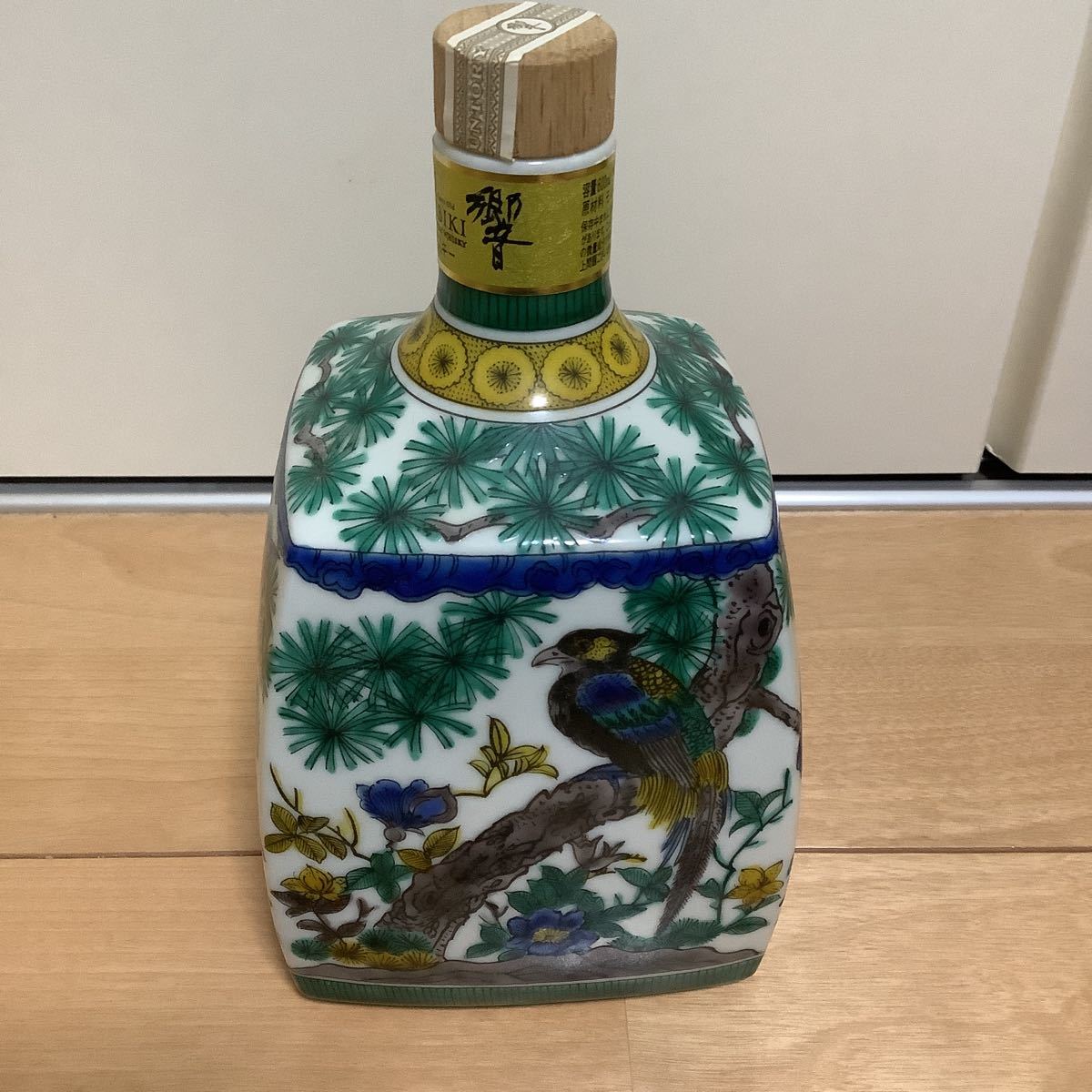 中身なし　響21年 九谷焼　吉田屋風花鳥図角瓶_1