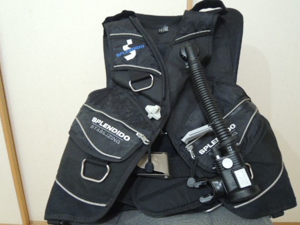 SCUBAPRO BC SPLENDIDO 肌寒く