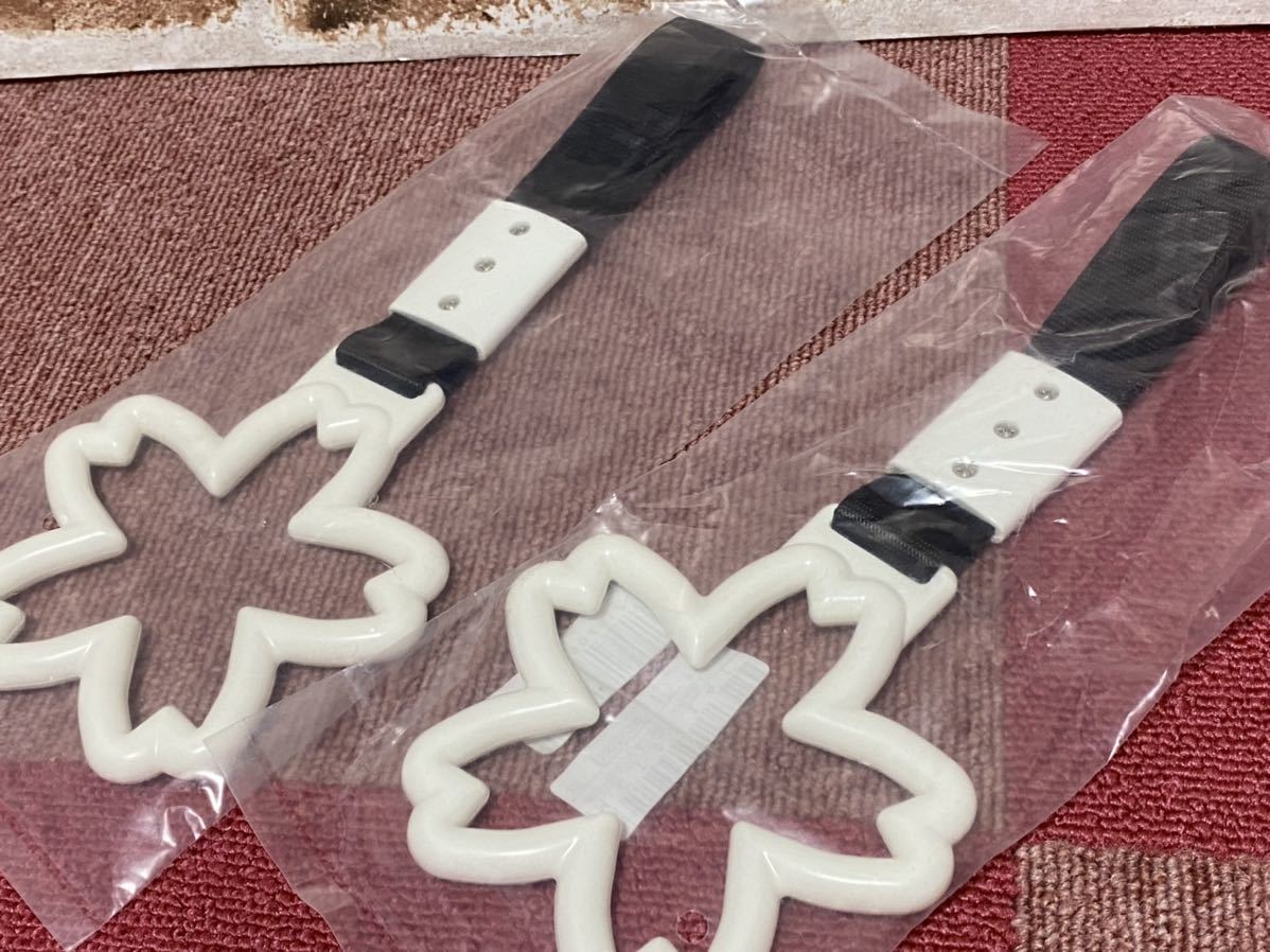 つり輪 2個セット 白 サクラ型 吊り輪 つり革 街道レーサー ドリ車 デコトラ ソアラ スペーシア ウェイクr34 R33 Rx8 Rx7 S14 S15 アクセサリー 売買されたオークション情報 Yahooの商品情報をアーカイブ公開 オークファン Aucfan Com