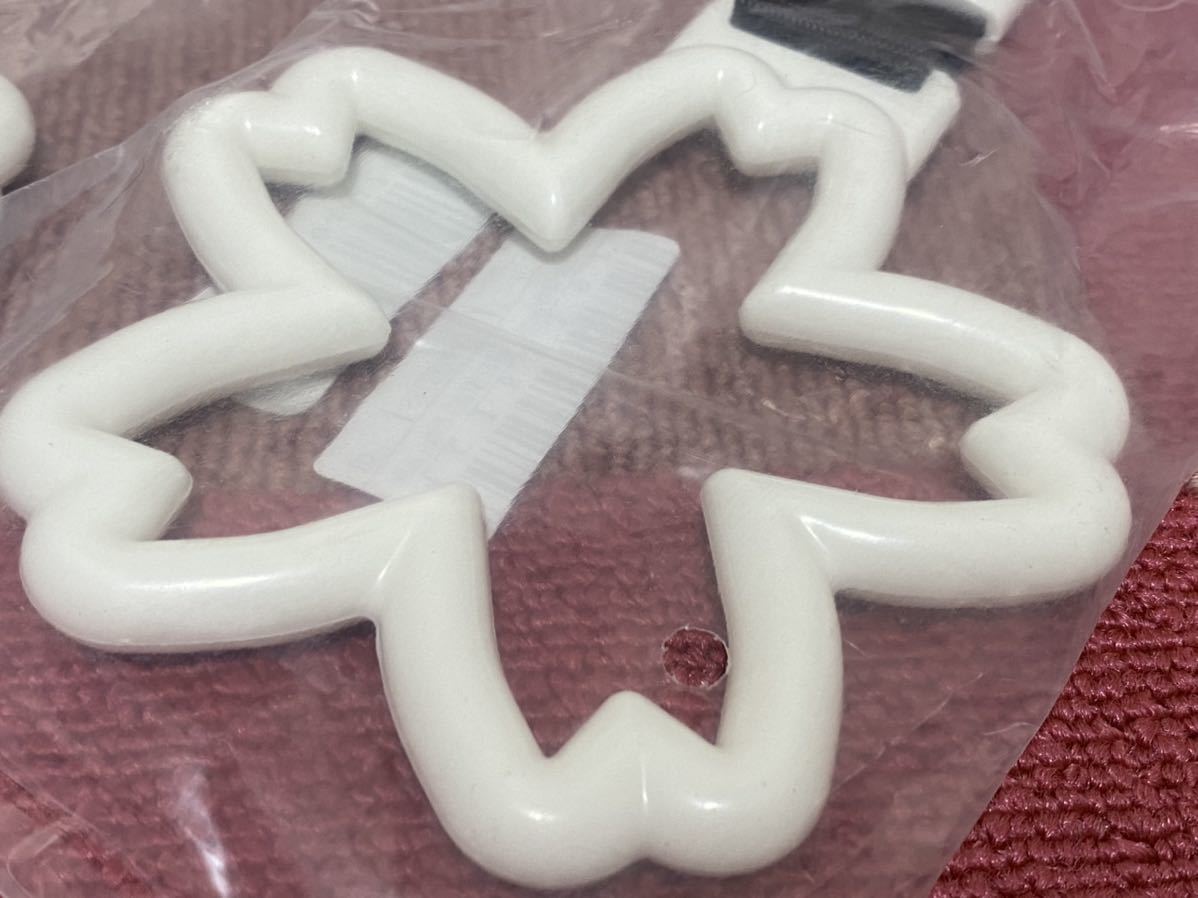 つり輪 2個セット 白 サクラ型 吊り輪 つり革 街道レーサー ドリ車 デコトラ ソアラ スペーシア ウェイクr34 R33 Rx8 Rx7 S14 S15 アクセサリー 売買されたオークション情報 Yahooの商品情報をアーカイブ公開 オークファン Aucfan Com