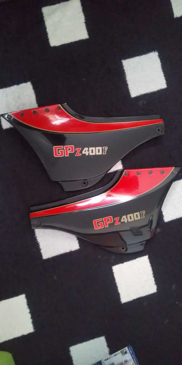 カワサキ GPZ400F ZX400A 純正 美品 サイドカバー 左右 黒赤 サイド