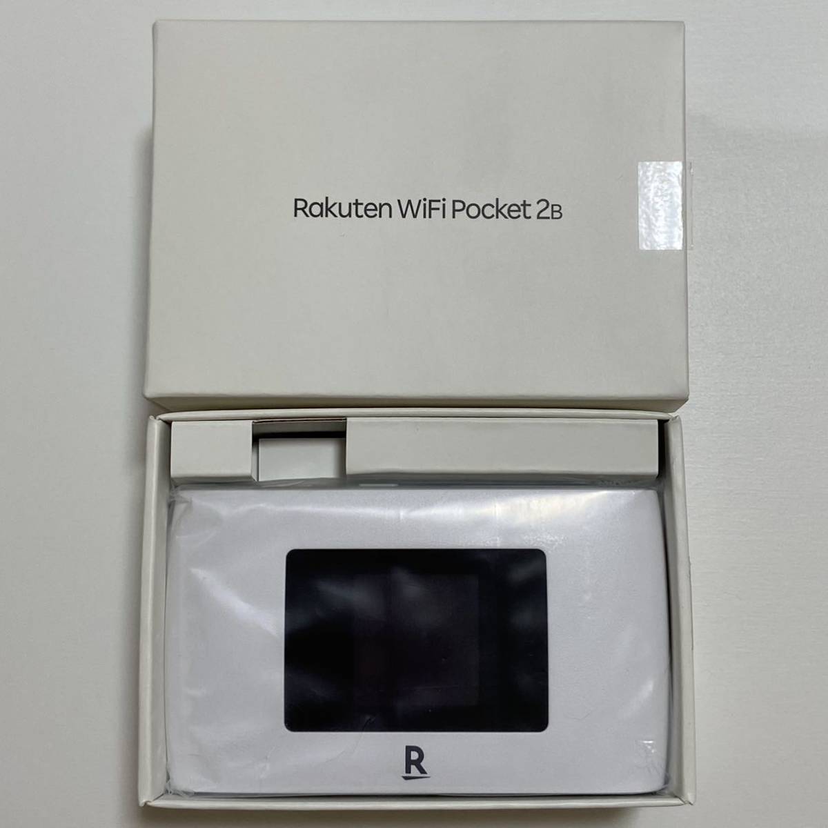 Pocket WiFi Rakuten 2B モバイルルーター 楽天モバイル ZR02M 2B 
