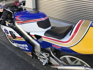 Cbr250rr タンクのヤフオク の相場 価格を見る ヤフオク のcbr250rr タンクのオークション売買情報は75件が掲載されています