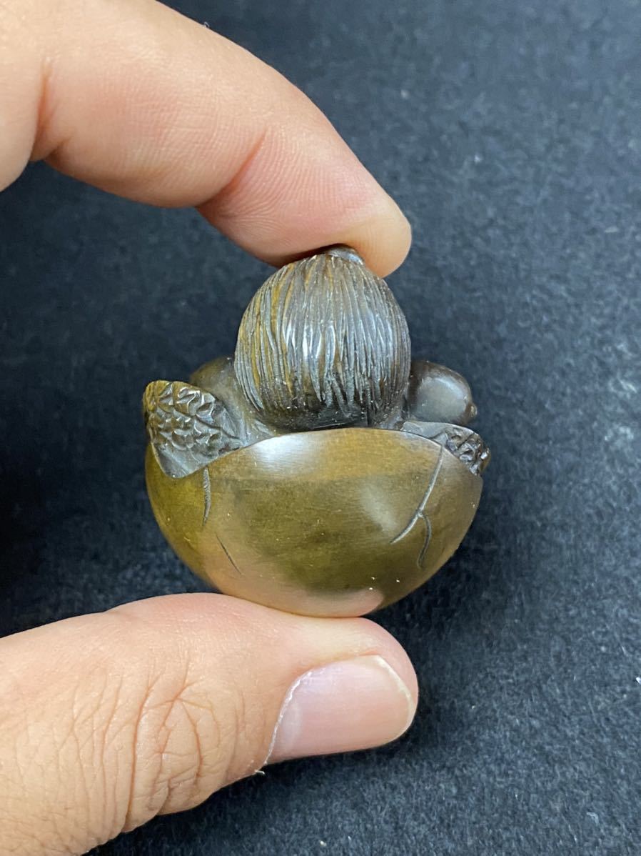 AZ436] 木製 根付 烏天狗 細密彫刻 提げ物 煙草入れ 木彫 拓植 鴉天狗 