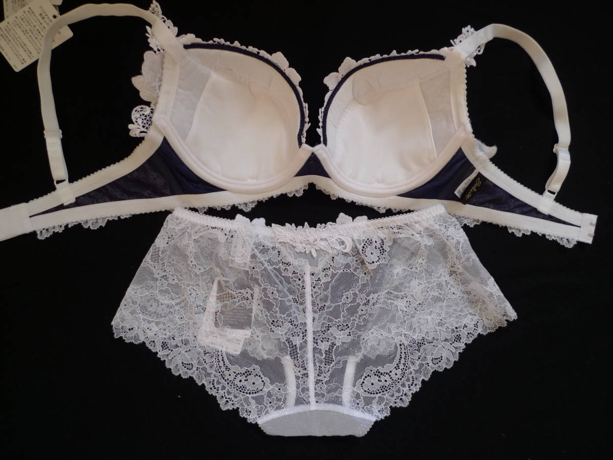 サルート 店舗限定 19G WH ブラジャー ショーツ