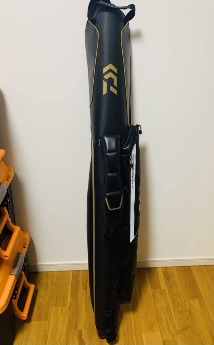 ダイワ ロッドケース ロッドケースFF135RW(M) ゴールド ダイワ ハード