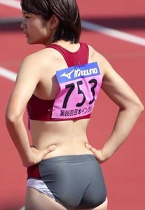 女子アスリートのYahoo!オークション(旧ヤフオク!)の相場・価格を見る