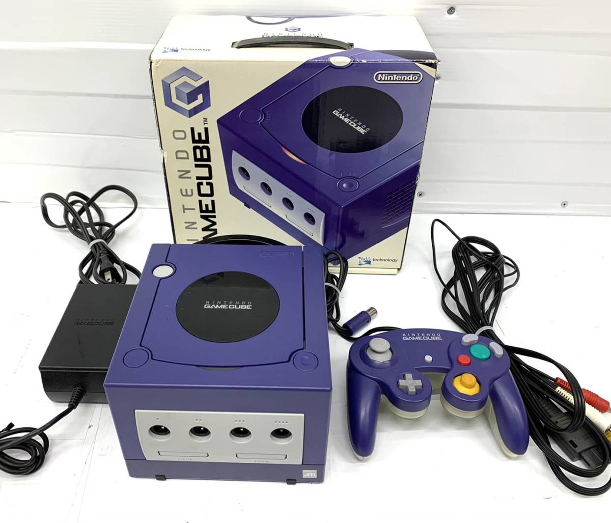  h28997 Nintendo GAMECUBE 任天堂 ゲームキューブ DOL-001 バイオレット コントローラー セット(本体)｜売買されたオークション情報、yahooの商品情報をアーカイブ公開 - オークファン 本体