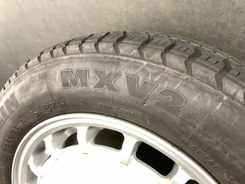 Mercedes-Benz W201 190E 15インチ 純正ホイール 190E | ベンツ 15インチ 純正アルミホイール stock MB180 W201 190E