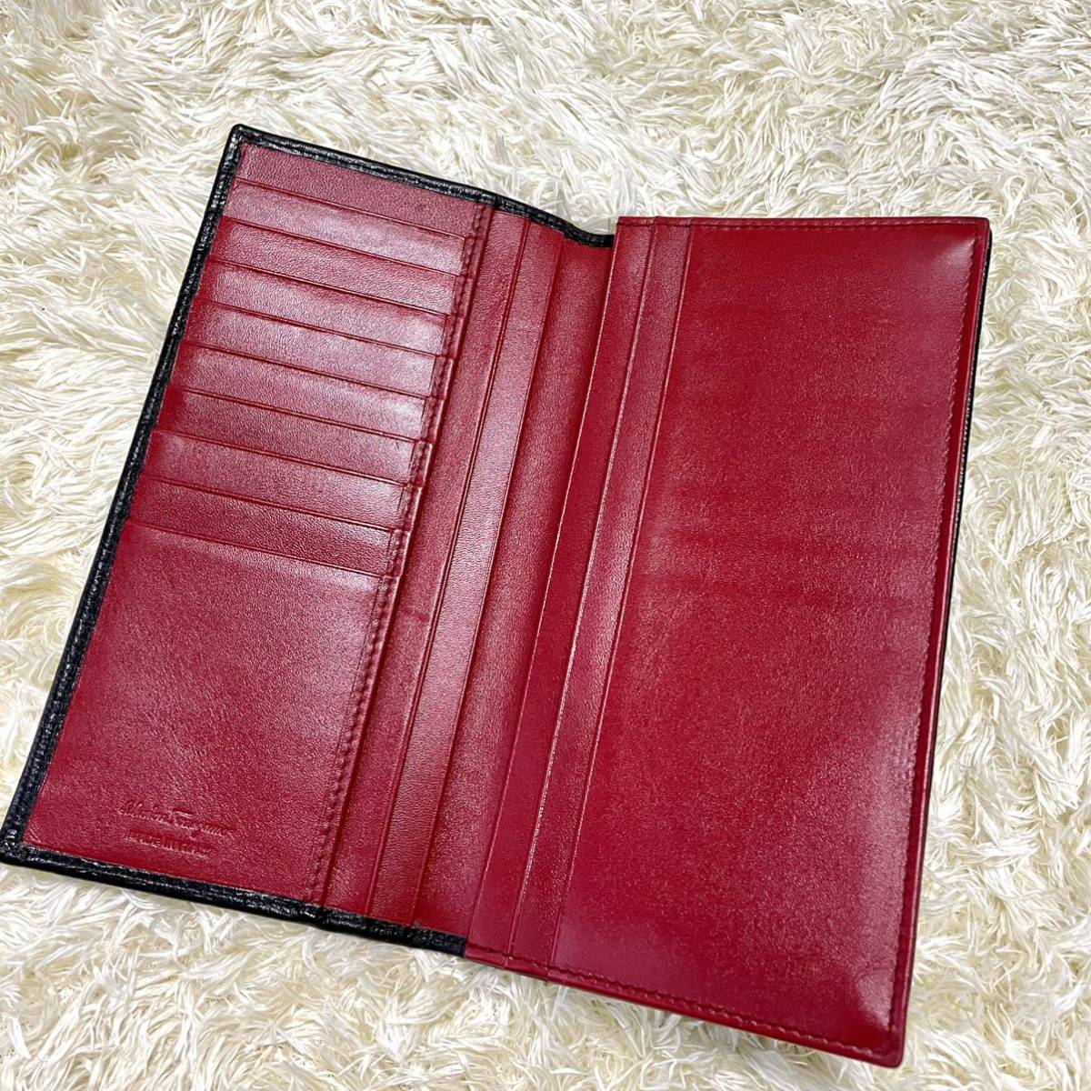 1スタ【美品】Salvatore Ferragamo サルヴァトーレフェラガモ 長財布 