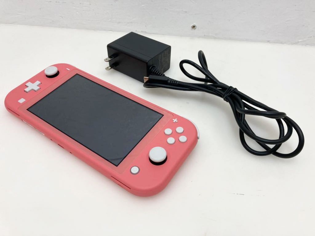 管理1003 ニンテンドースイッチライト 本体 HDH-001 コーラル 美品