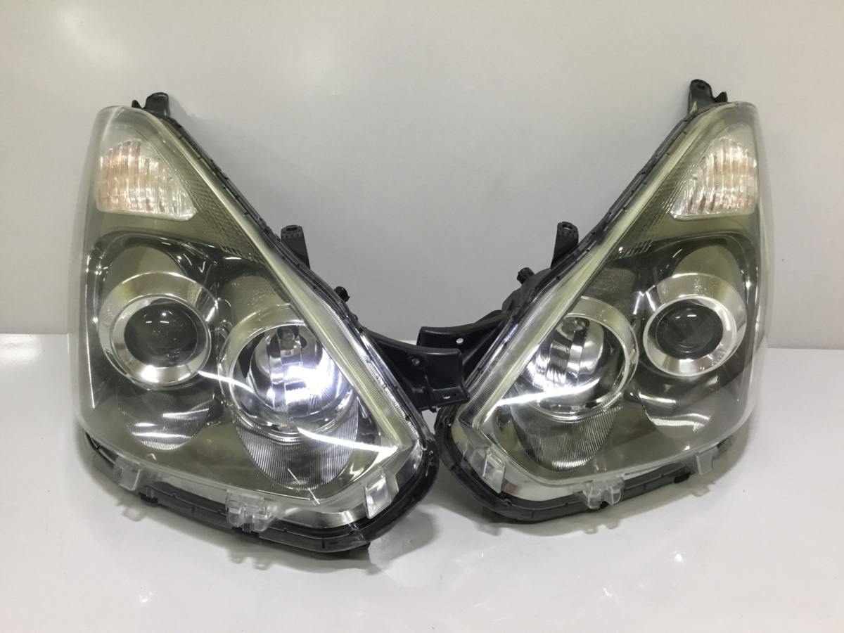 ウィッシュ HID 後期 トヨタ 純正 ZNE10 ICHIKOH 10系 前期 用 ヘッド 