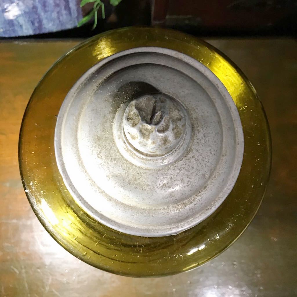 ペロペロ』『あめや瓶』『ニッキ水瓶』｜ブーム到来で数万円 駄菓子