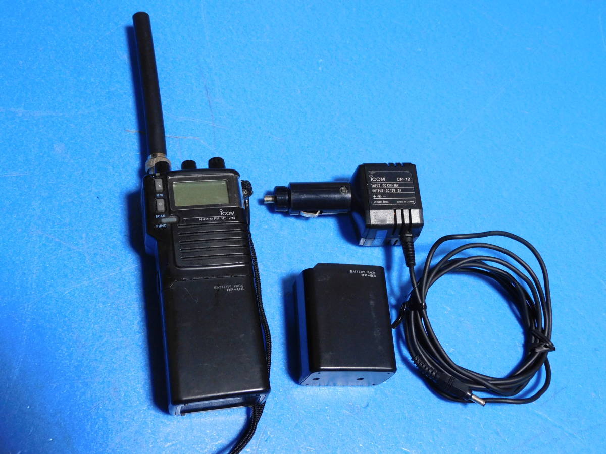 ICOM IC-2S 144MHz FMトランシーバー　アンテナ/電池ケース/アダプター／バッテリー付き　ジャンク品