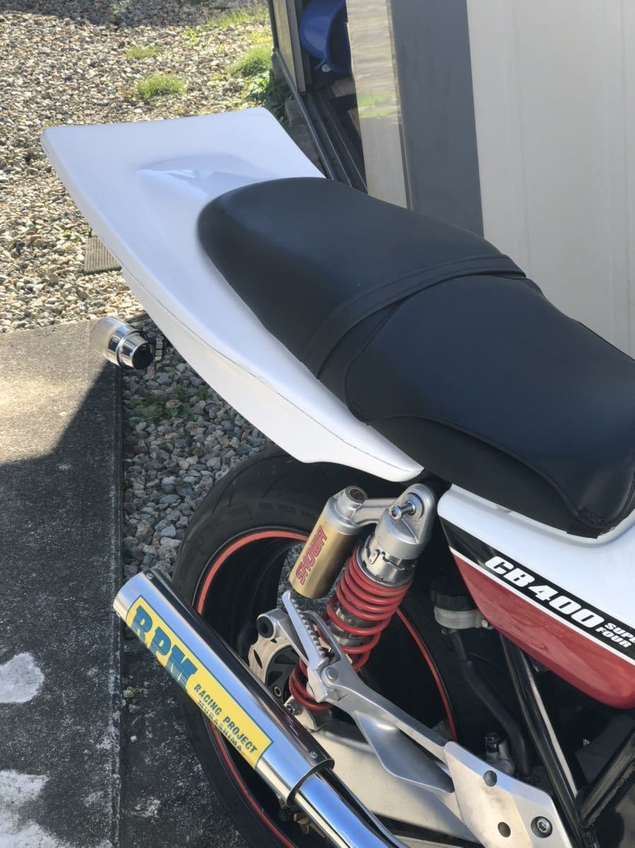 ホンダ cb400sf nc39スペック1.2用BEETタイプ、新品リアカウル未塗装 