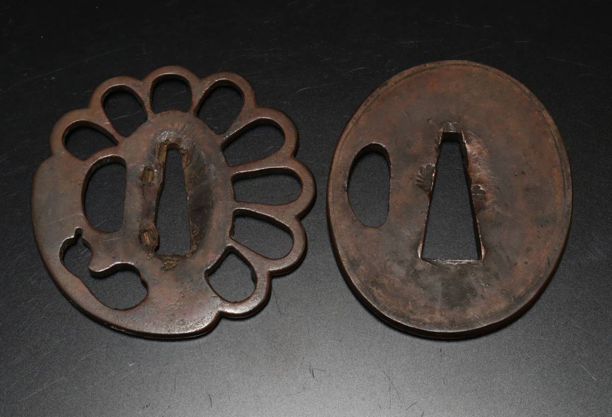 福】古き時代物 鉄地 桜象嵌透かし鍔 刀装具 箱入 時代武具 i3 武具