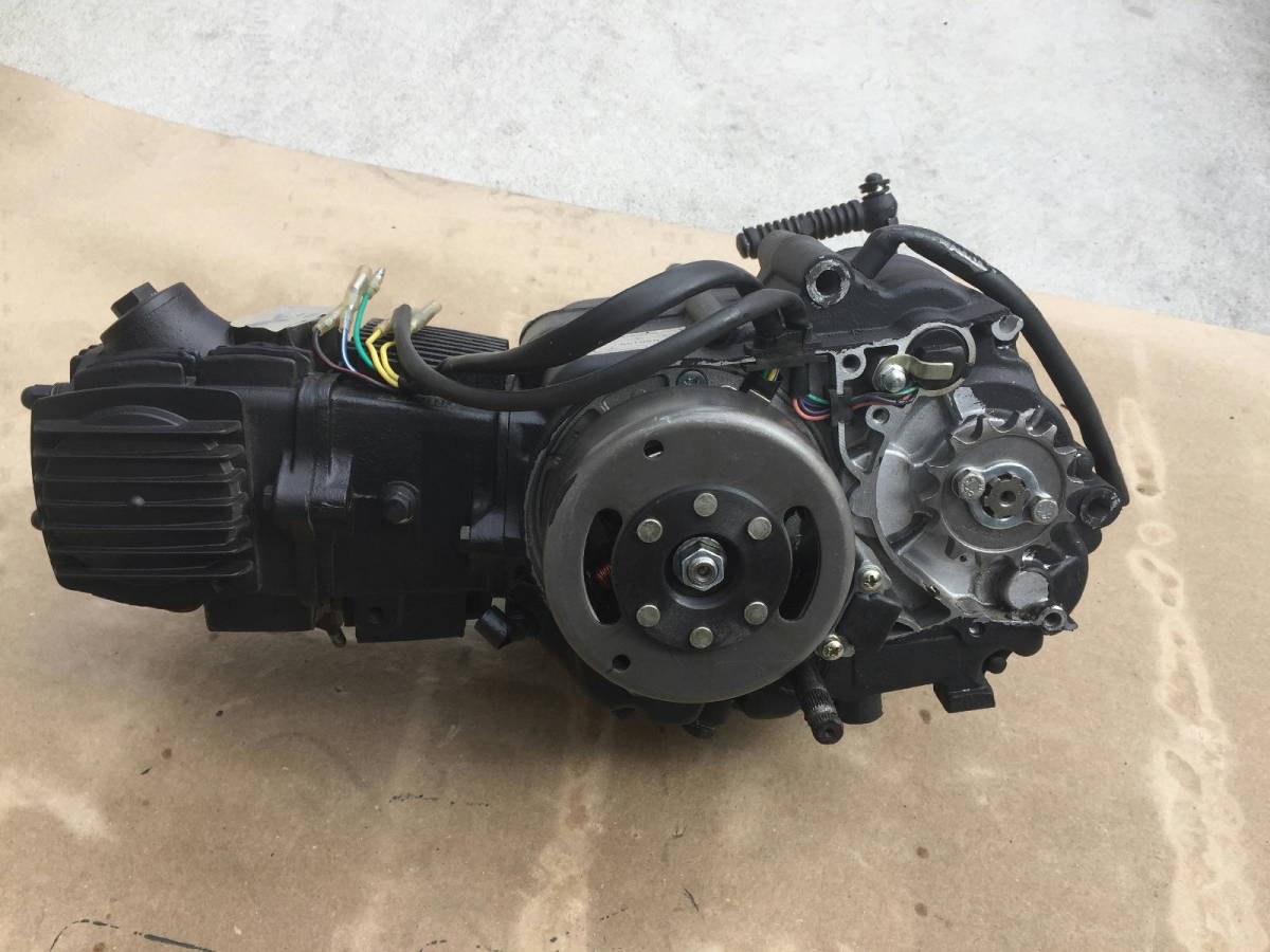 110CC 4速 エンジン つや消しブラック塗装 ジャンクor部品どり 検索