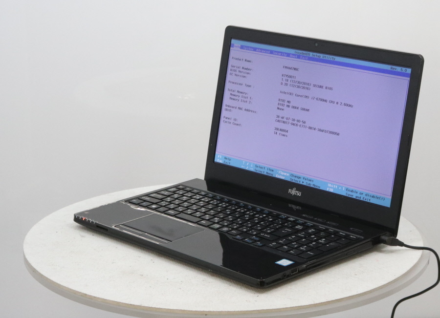 ⅱ LIFebook AH47⁄W FMVA47WWC 8GB ストレージ無 富士通（FUJITSU