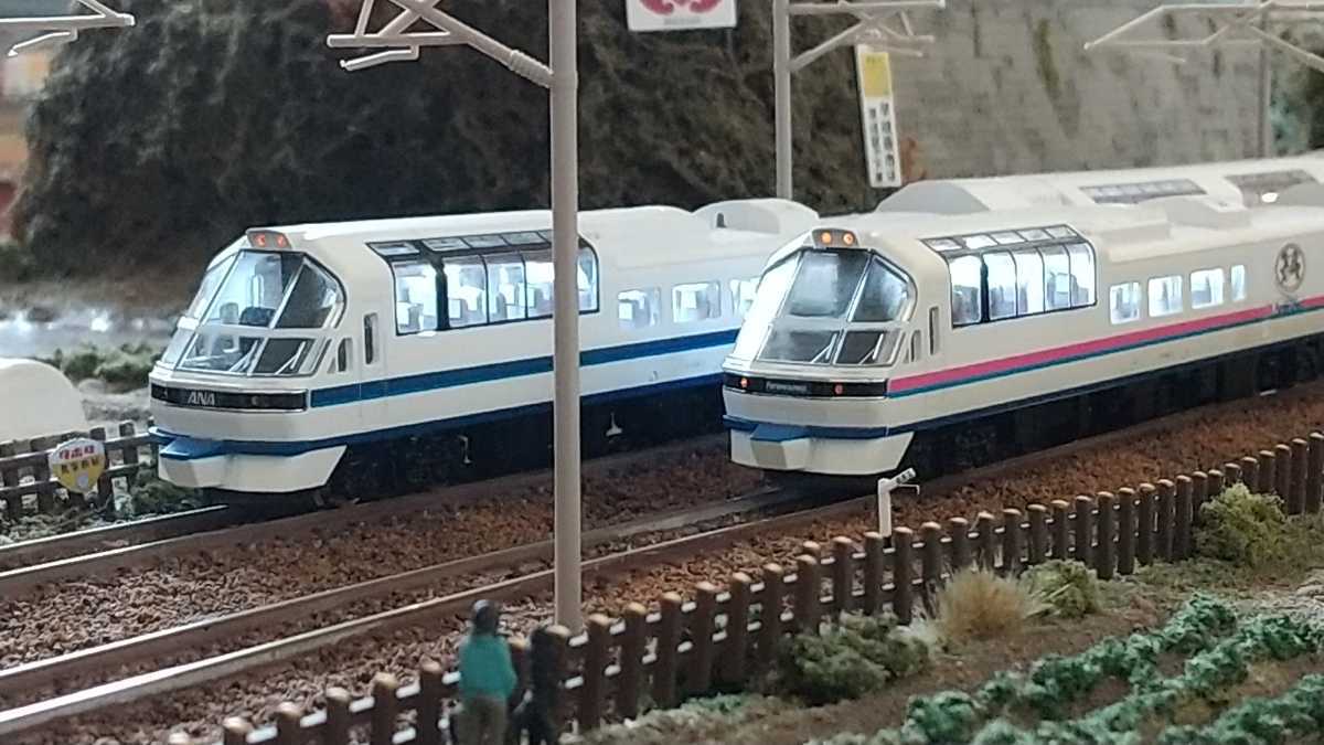 キハ84、83形ANAビッグスニーカー キハ84、83形フラノエクスプレス
