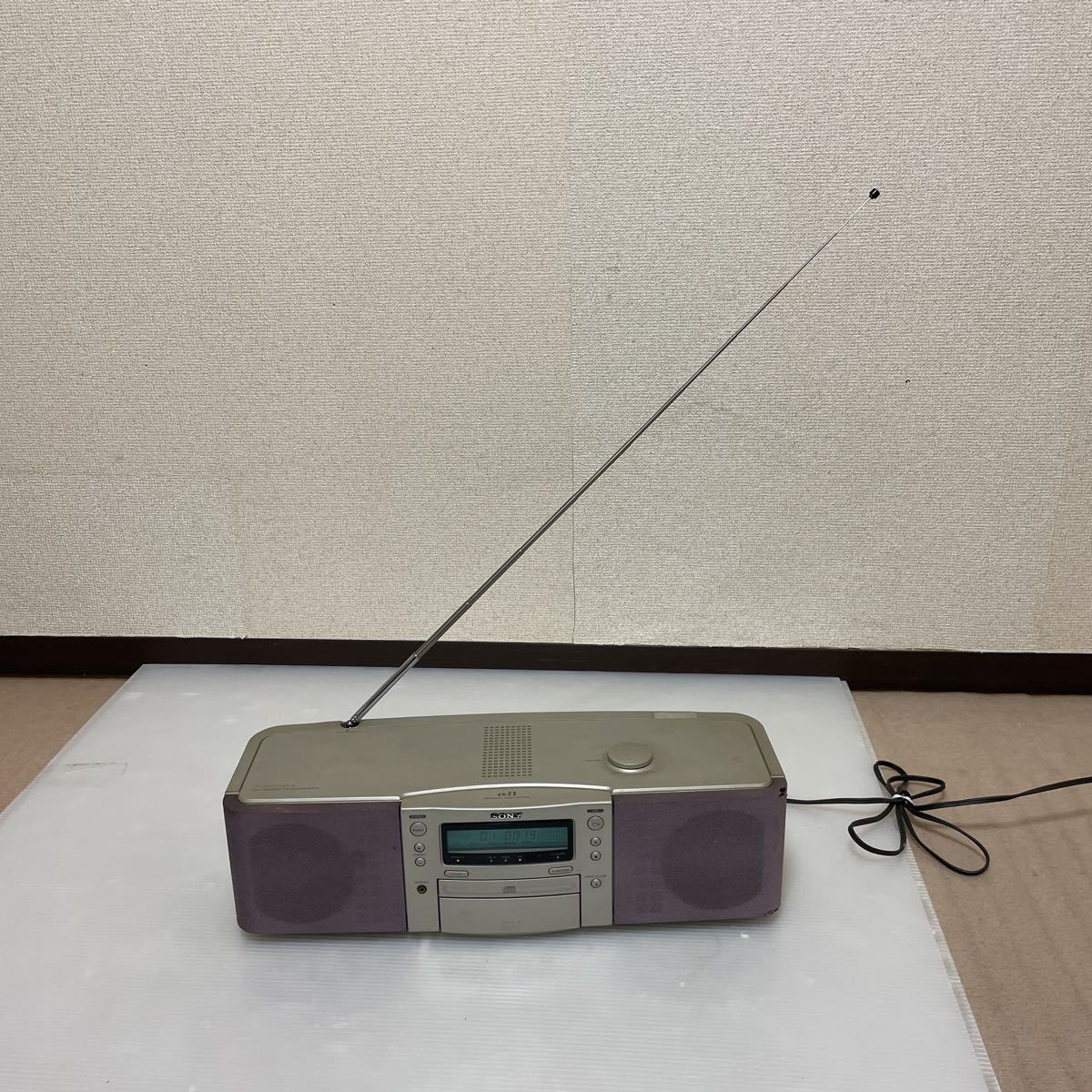 SONY ソニー ZS-F1 CD / ラジオ SONY ZS-F1 PRESH ☆名機・CDラジオ☆