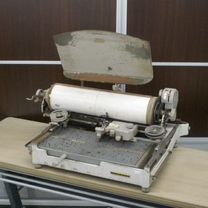和文タイプライターの値段と価格推移は？｜4件の売買データから和文