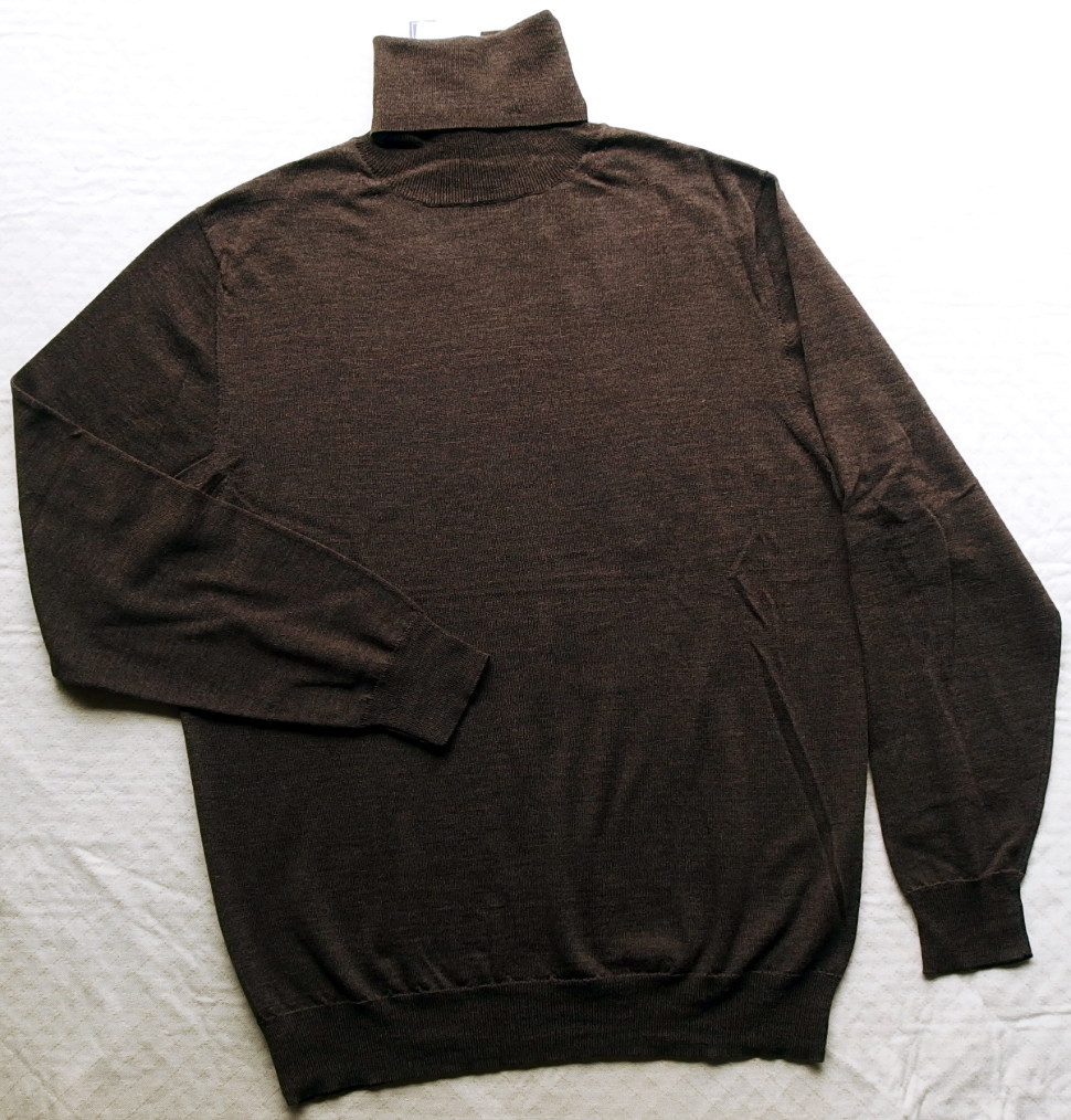 ■新品 CAFE SOHO 洗えるイタリア糸タートルネックセーター 焦茶 S 定価7，689