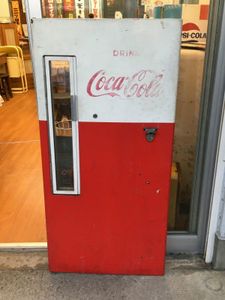 コカコーラ 冷蔵庫のYahoo!オークション(旧ヤフオク!)の相場・価格を 