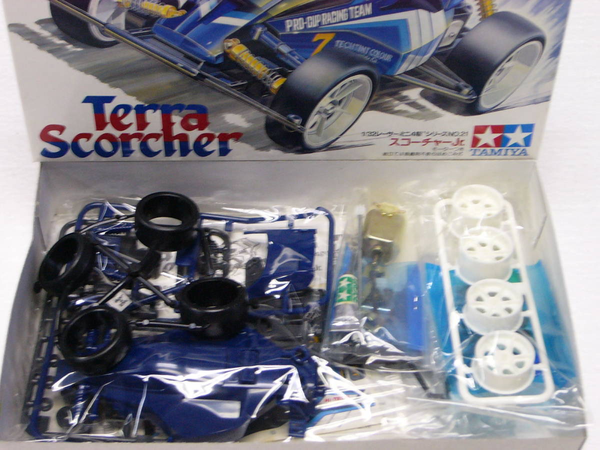 未組立 Terra Scorcher スコーチャーJr. 透明シャーシ カラータイヤ