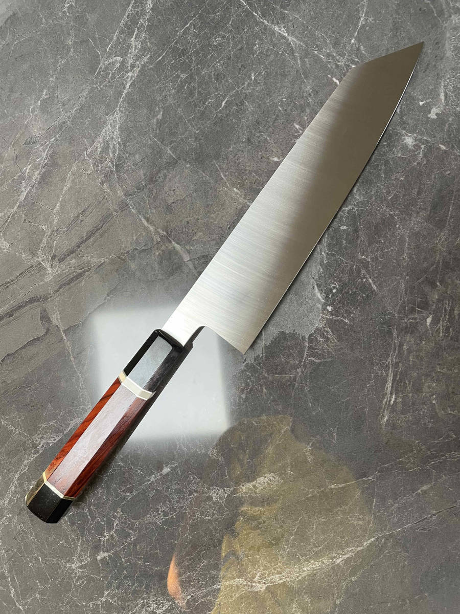 極薄 7寸 V金10号 切付牛刀 刺身包丁 両刃 刃反り 限定品 和包丁 黄檀黒水牛八角柄 刺身包丁 売買されたオークション情報 Yahooの商品情報をアーカイブ公開 オークファン Aucfan Com